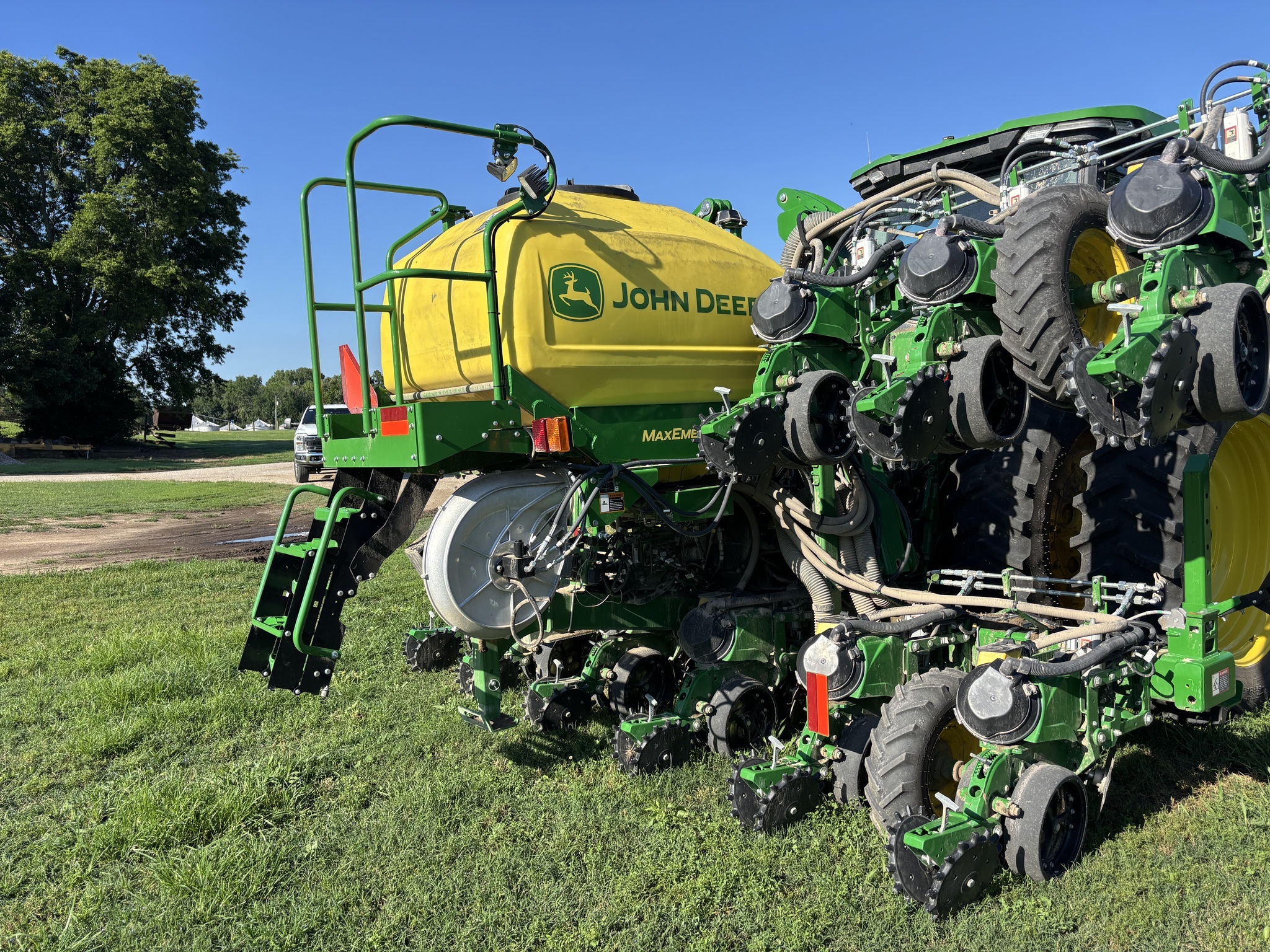 2025 John Deere 1725 CCS Planter