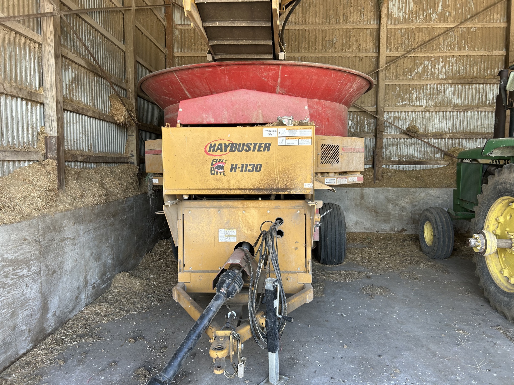2013 Haybuster H1130 Grinders and Mixer