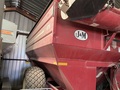 2014 J&M 875-18 Grain Cart