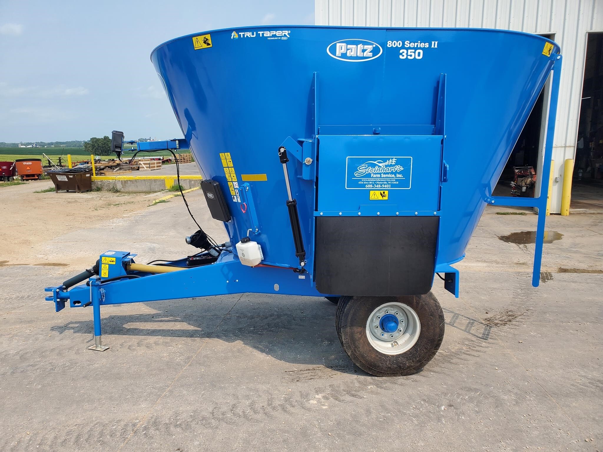  Patz 800 SERIES II 350 Feed Wagon