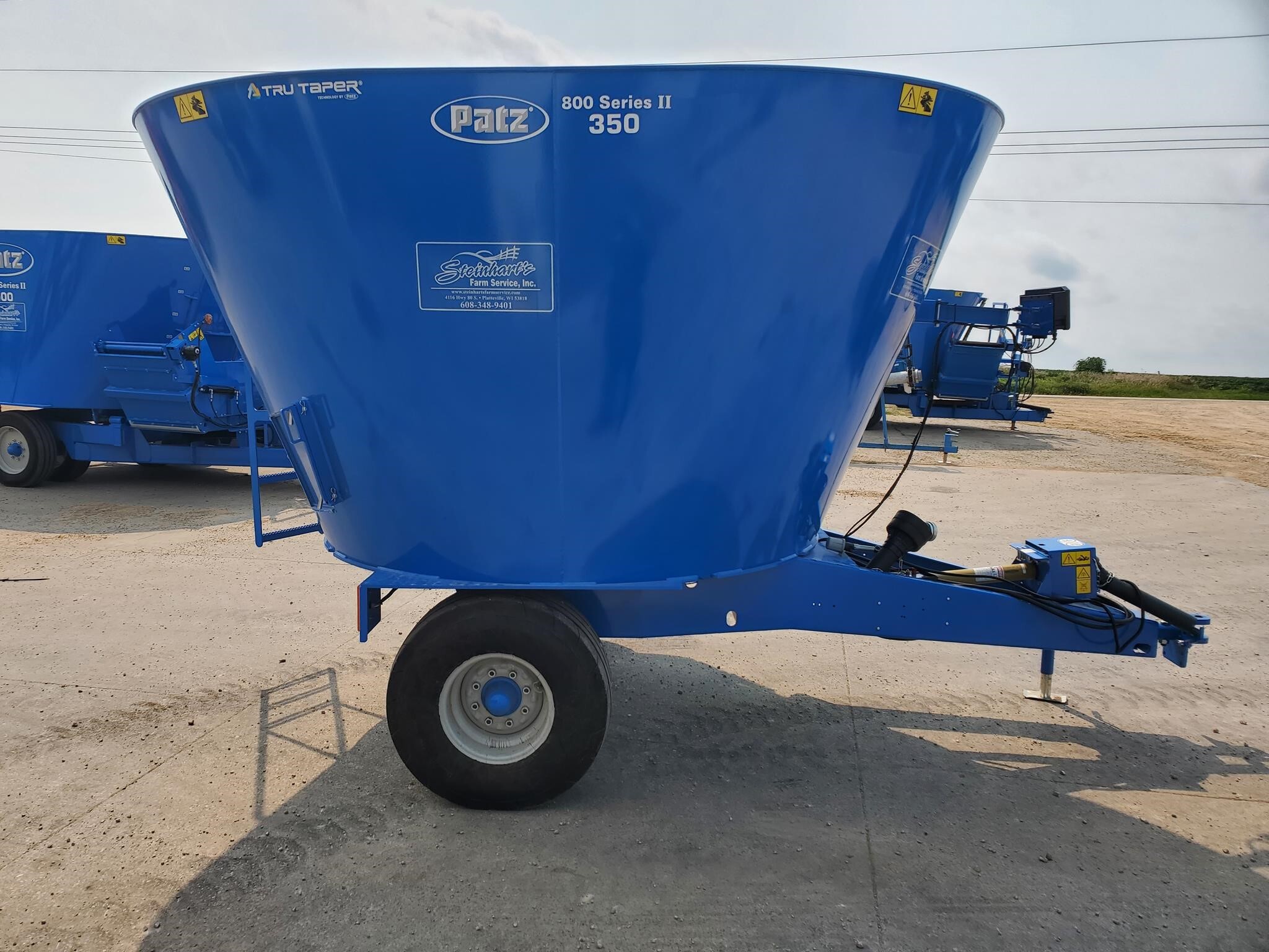  Patz 800 SERIES II 350 Feed Wagon