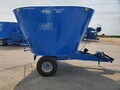  Patz 800 SERIES II 350 Feed Wagon