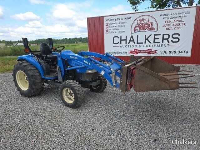  New Holland TC35 Tractor