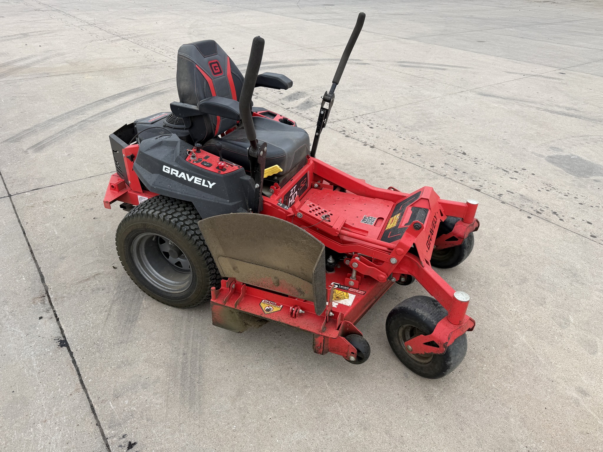 2018 Gravely ZT HD 52 Lawn Mower