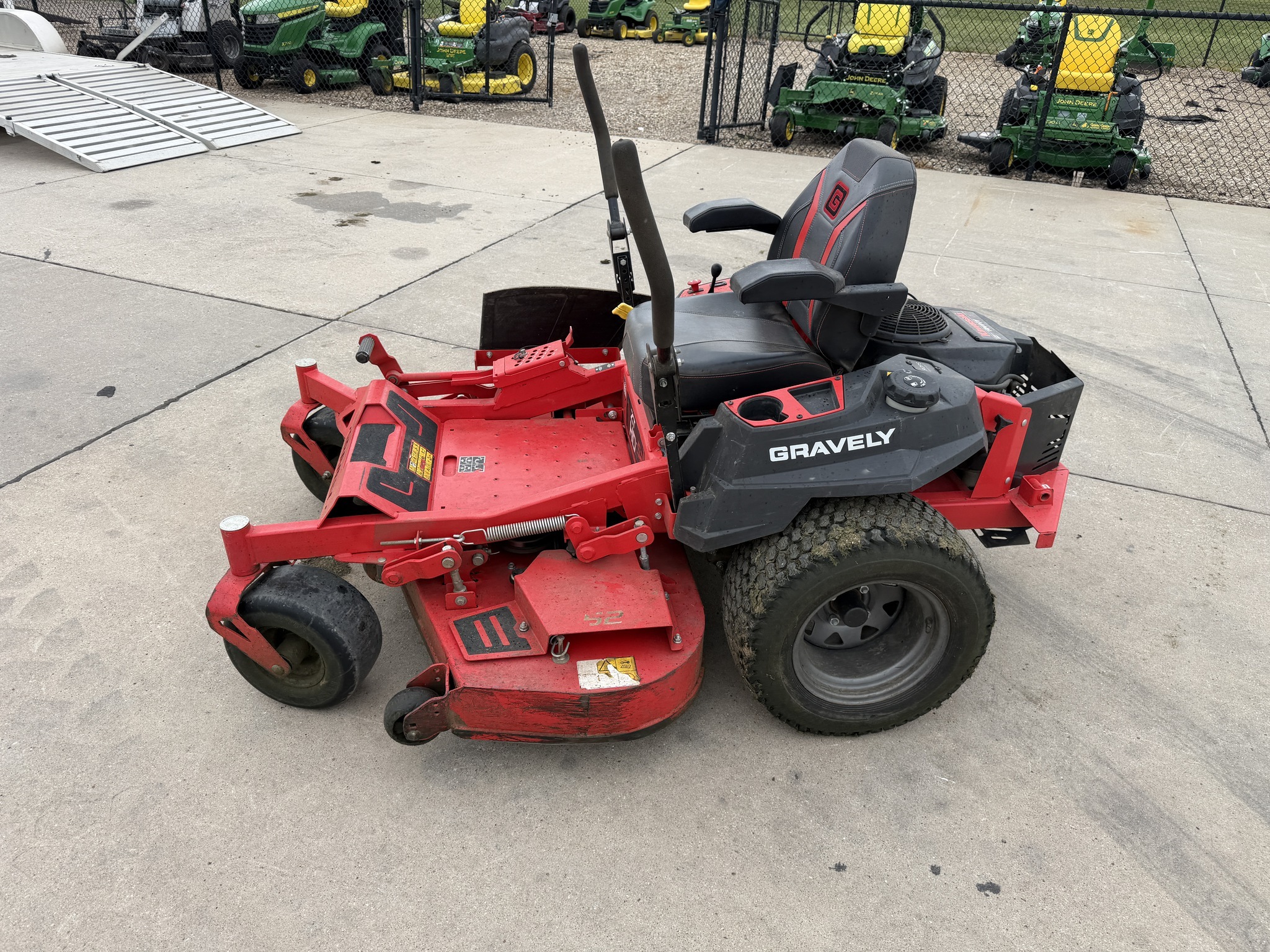 2018 Gravely ZT HD 52 Lawn Mower