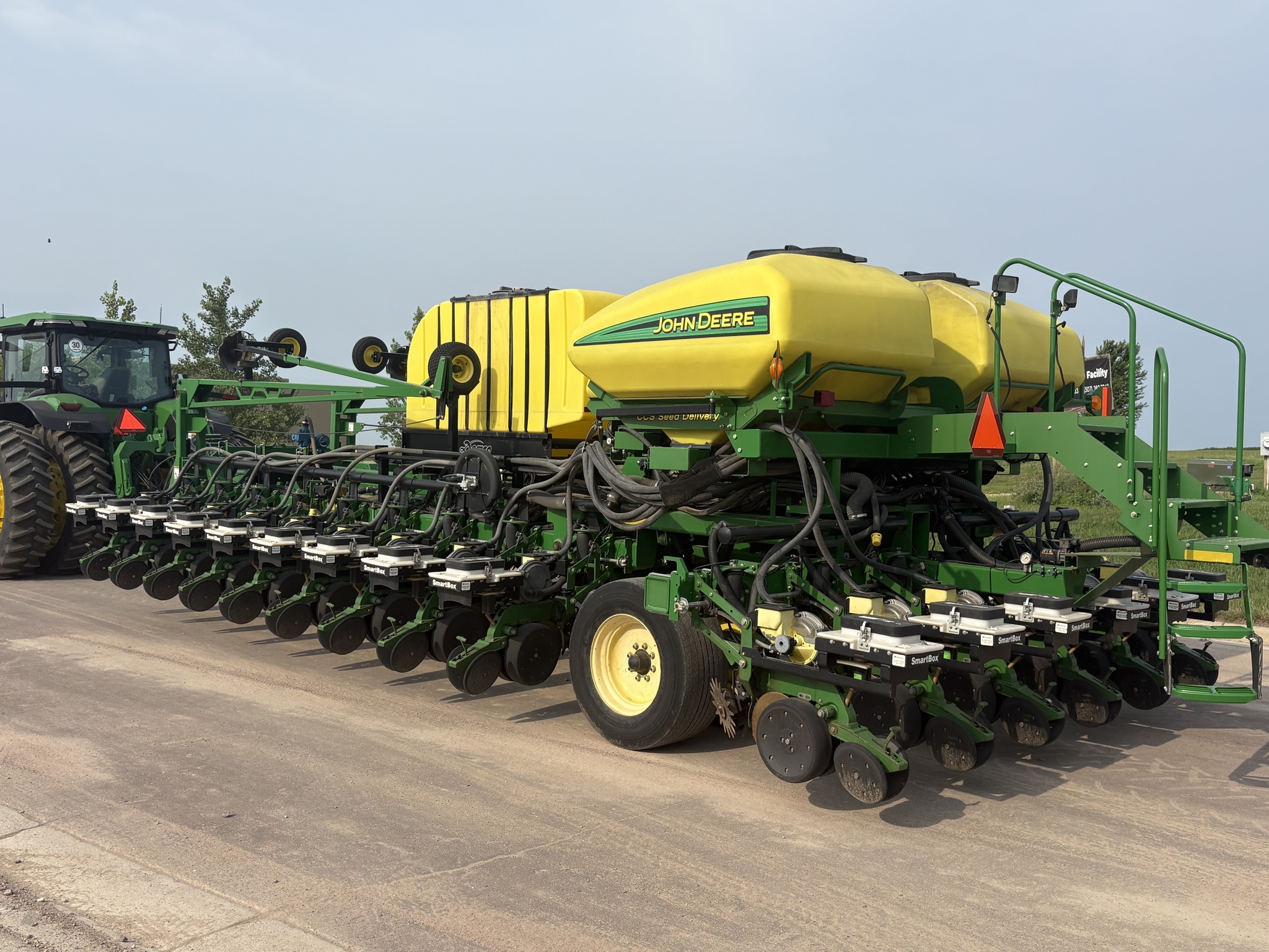 2008 John Deere DB60 Planter