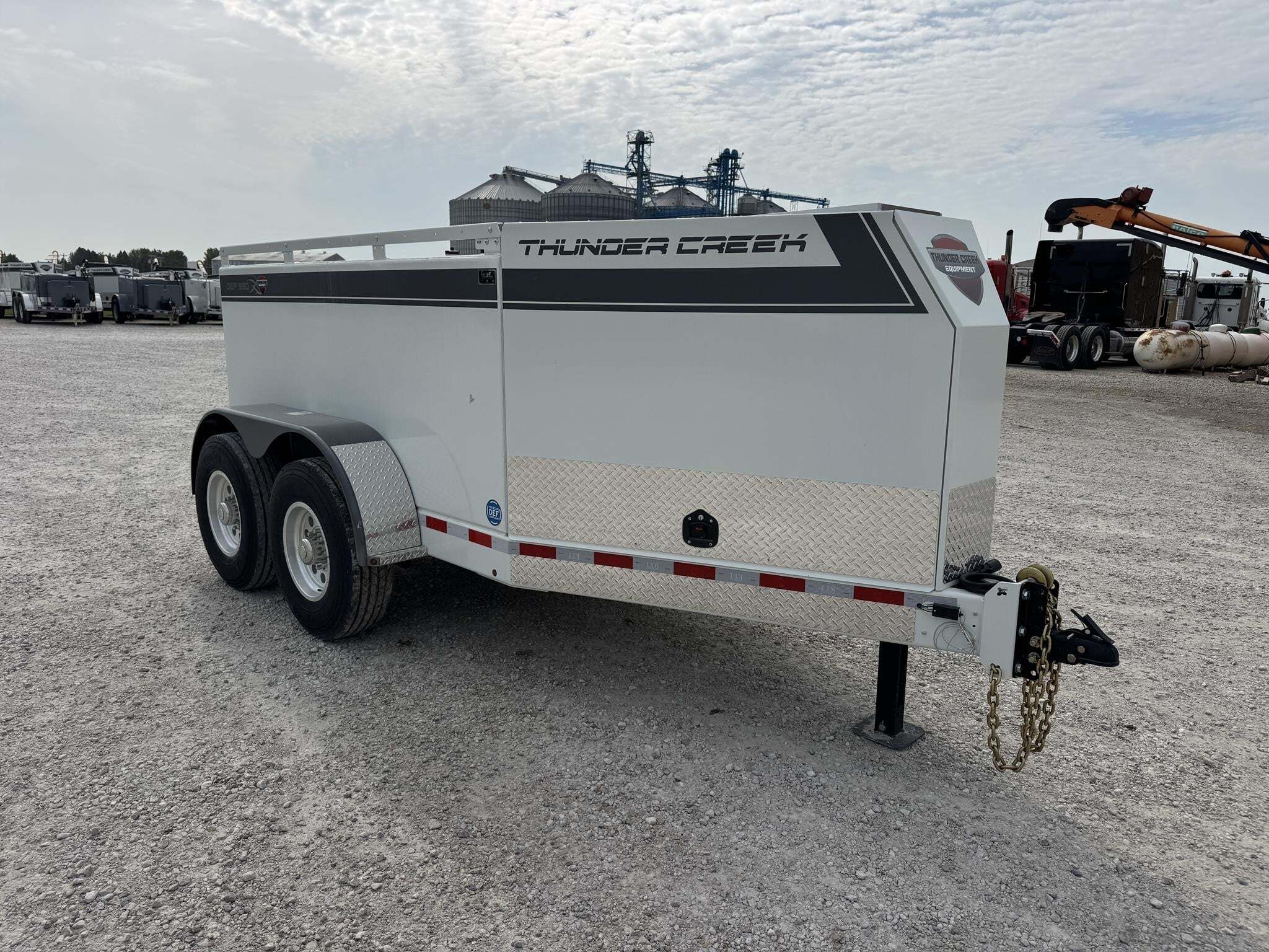 2026 Thunder Creek DEF990 Fuel Trucks/Trailer