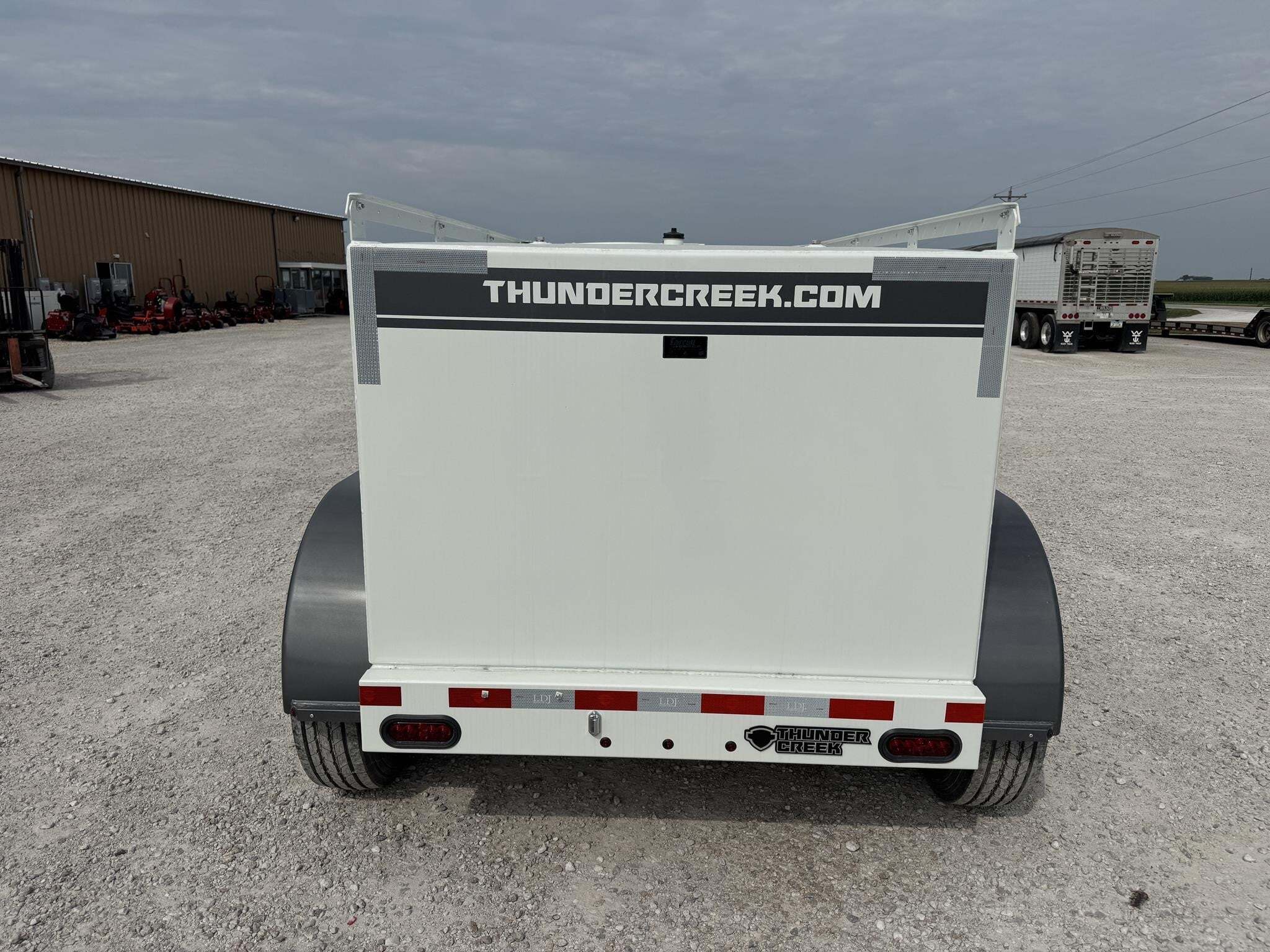 2026 Thunder Creek DEF990 Fuel Trucks/Trailer