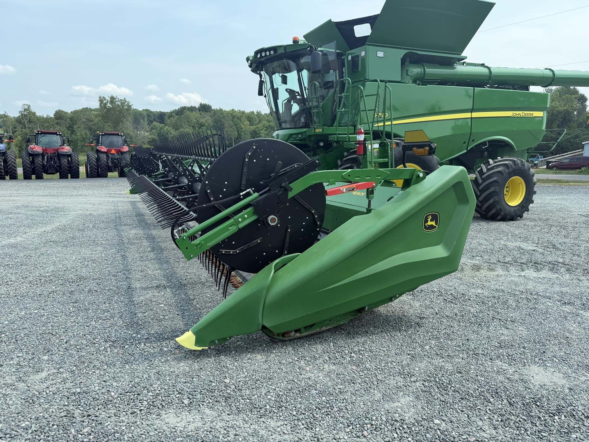 2023 John Deere HD40F Platform
