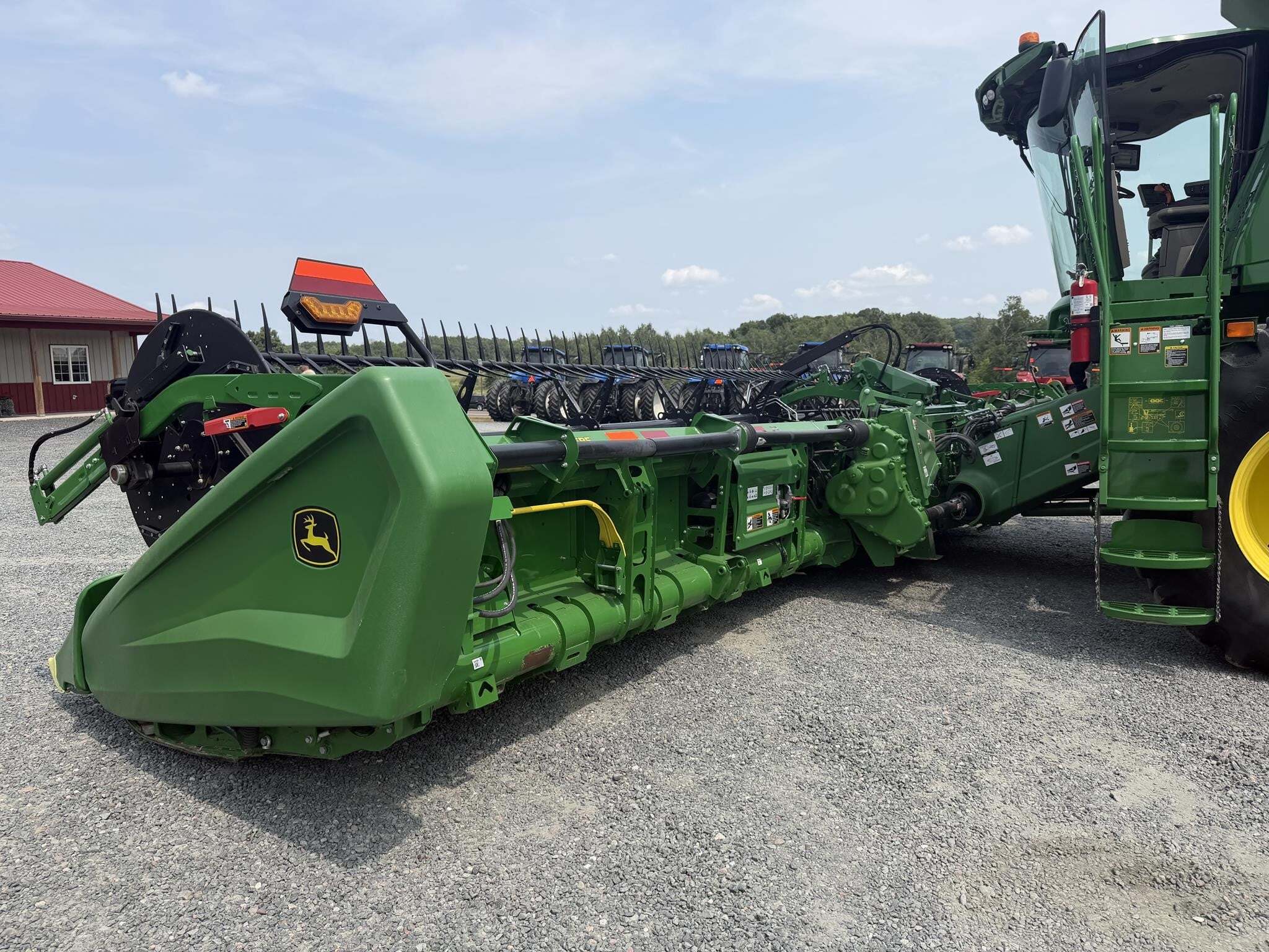 2023 John Deere HD40F Platform