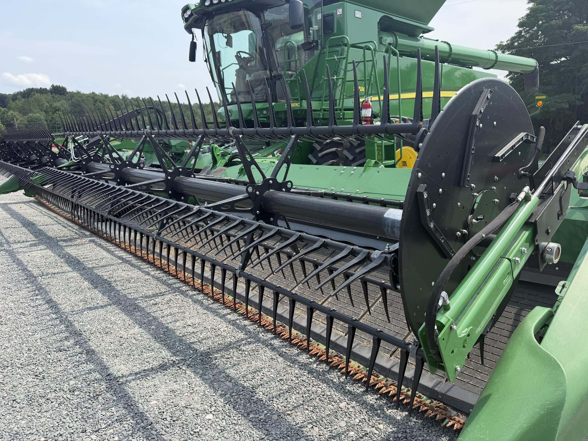 2023 John Deere HD40F Platform