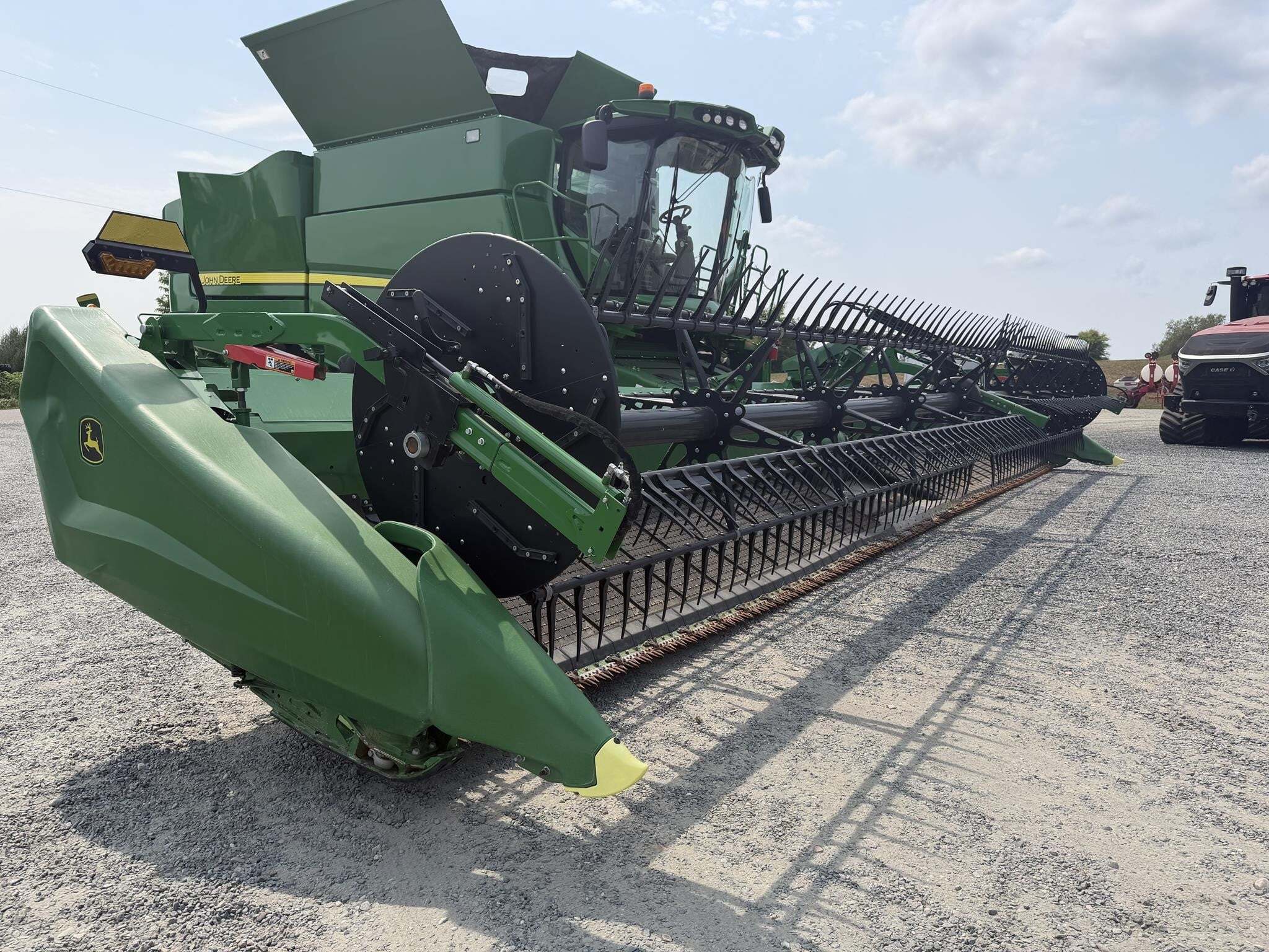 2023 John Deere HD40F Platform