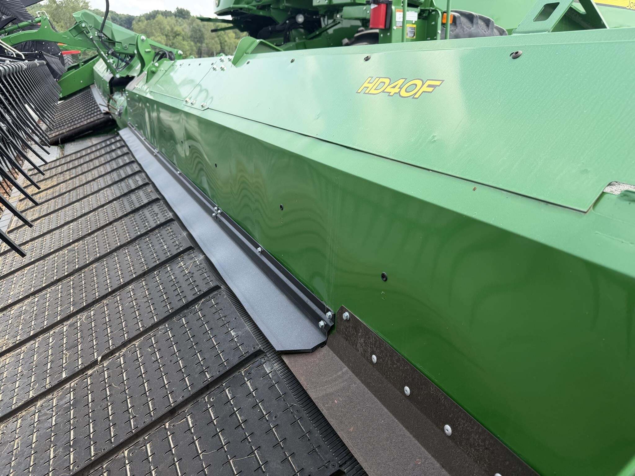 2023 John Deere HD40F Platform