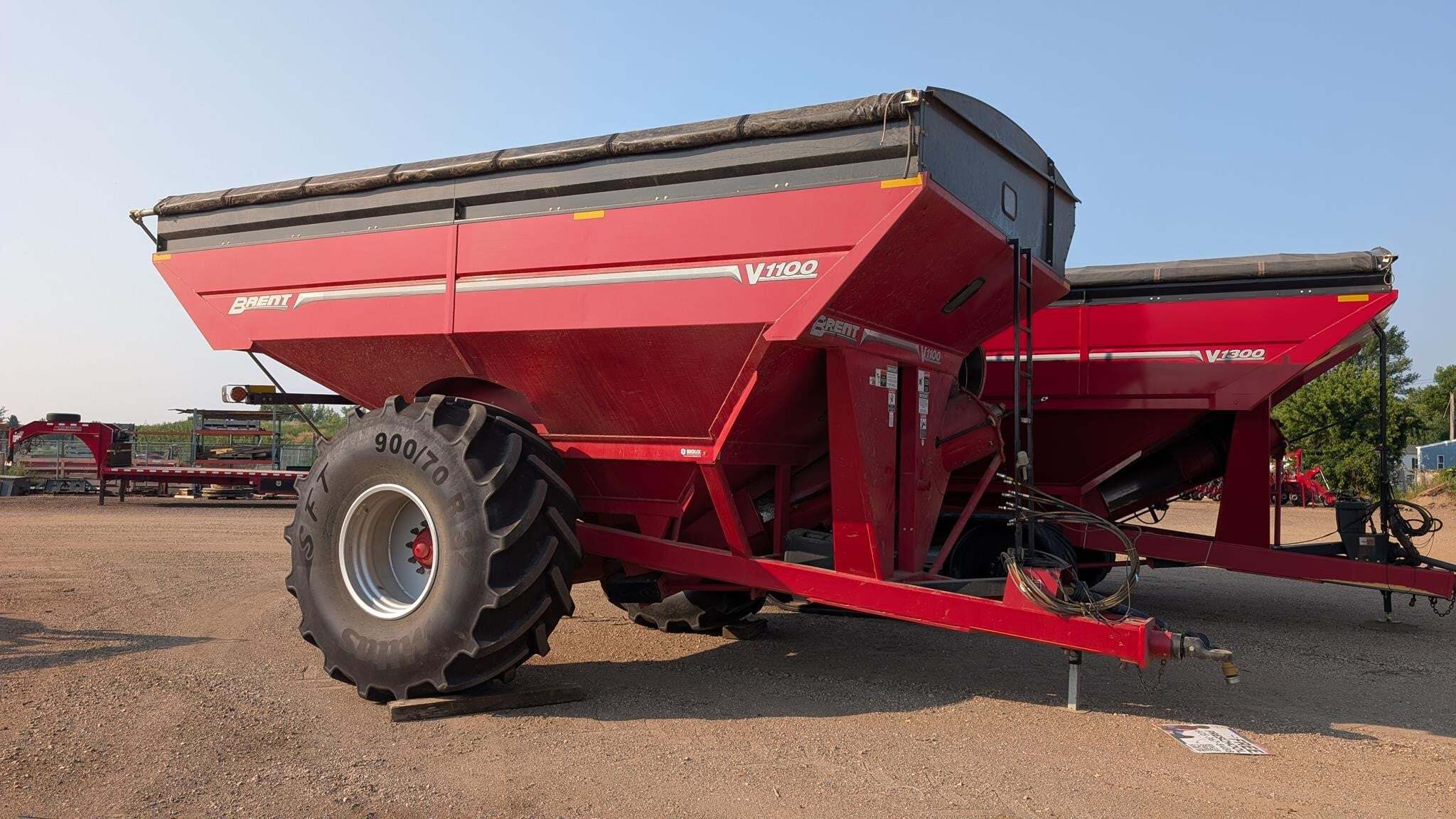 2021 Brent V1100 Grain Cart
