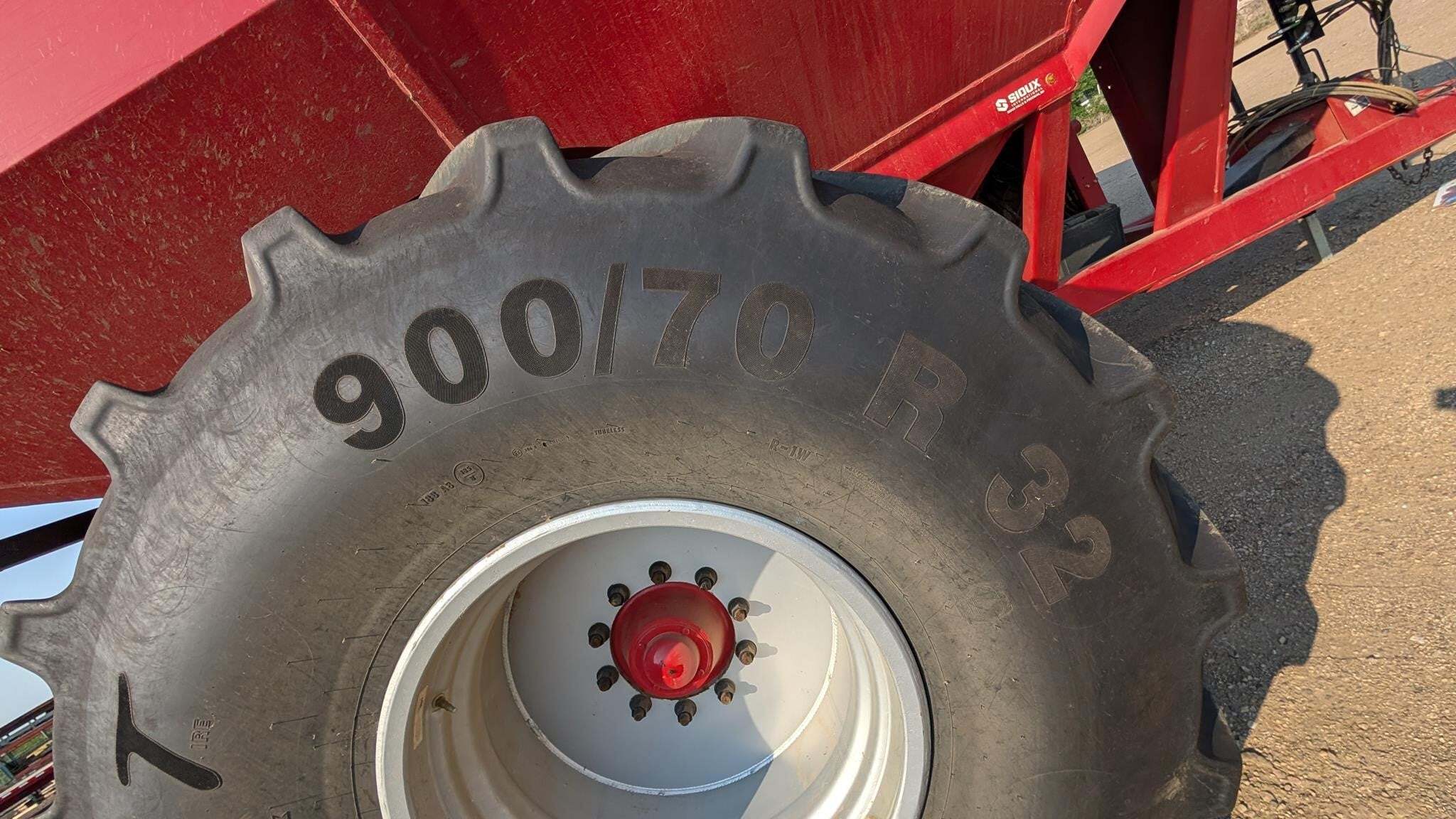 2021 Brent V1100 Grain Cart
