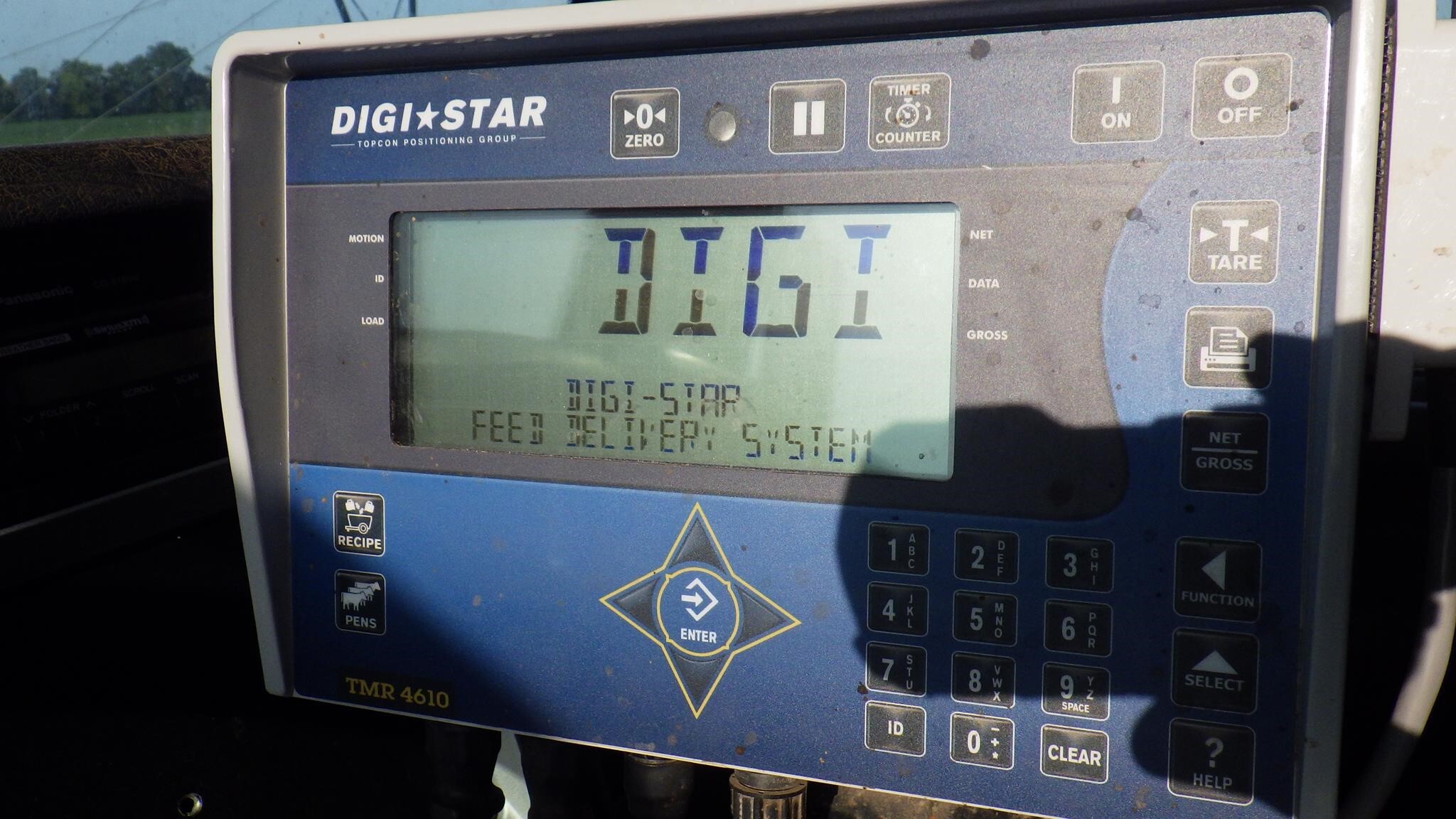 2012 Roto Mix 620-16 Grinders and Mixer