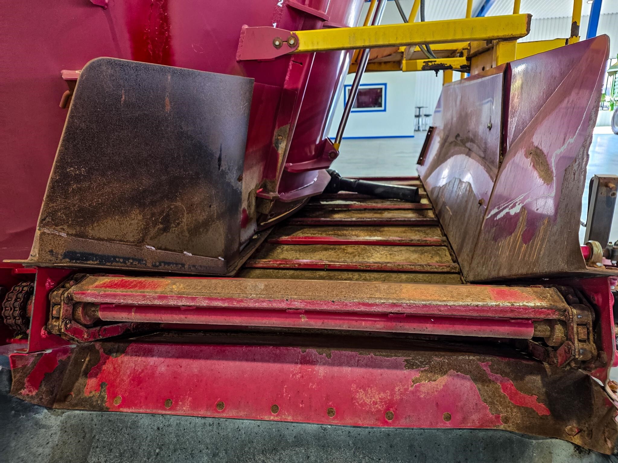 2011 Supreme International 1200T Grinders and Mixer