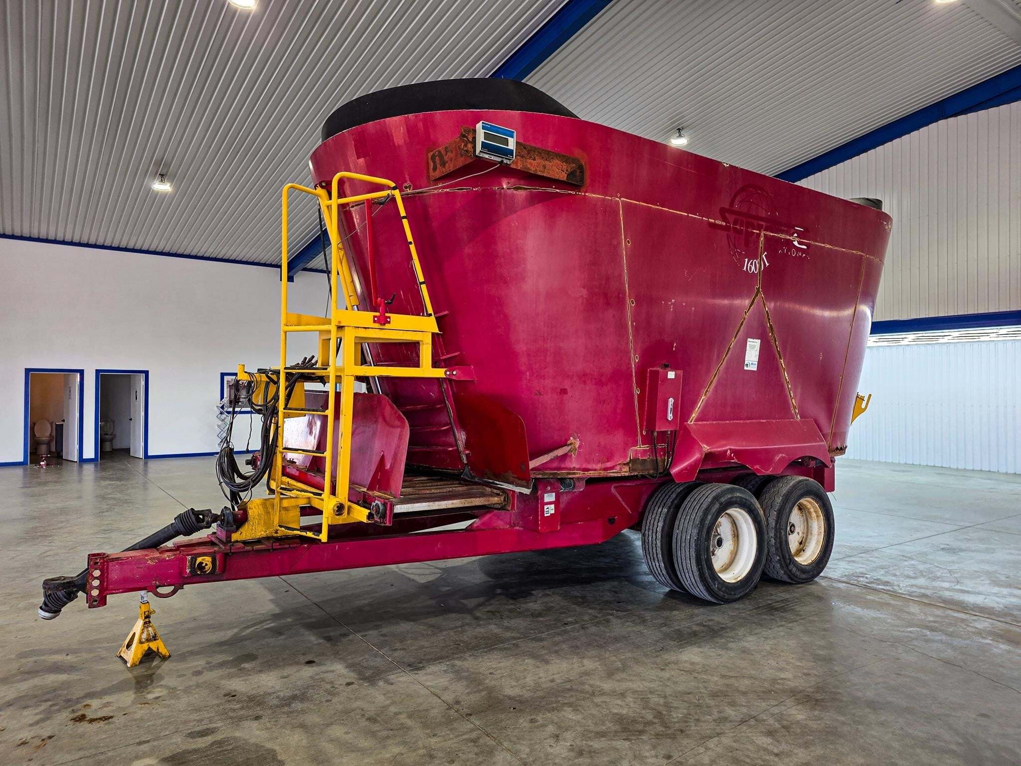 2017 Supreme International 1600T Grinders and Mixer