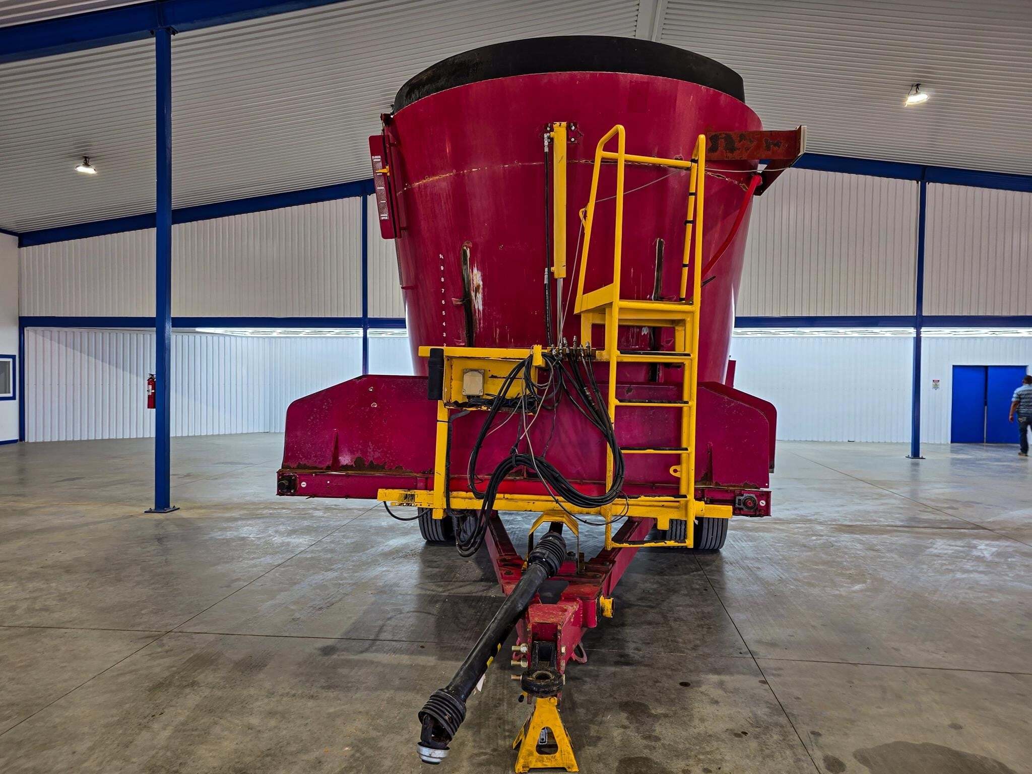 2017 Supreme International 1600T Grinders and Mixer