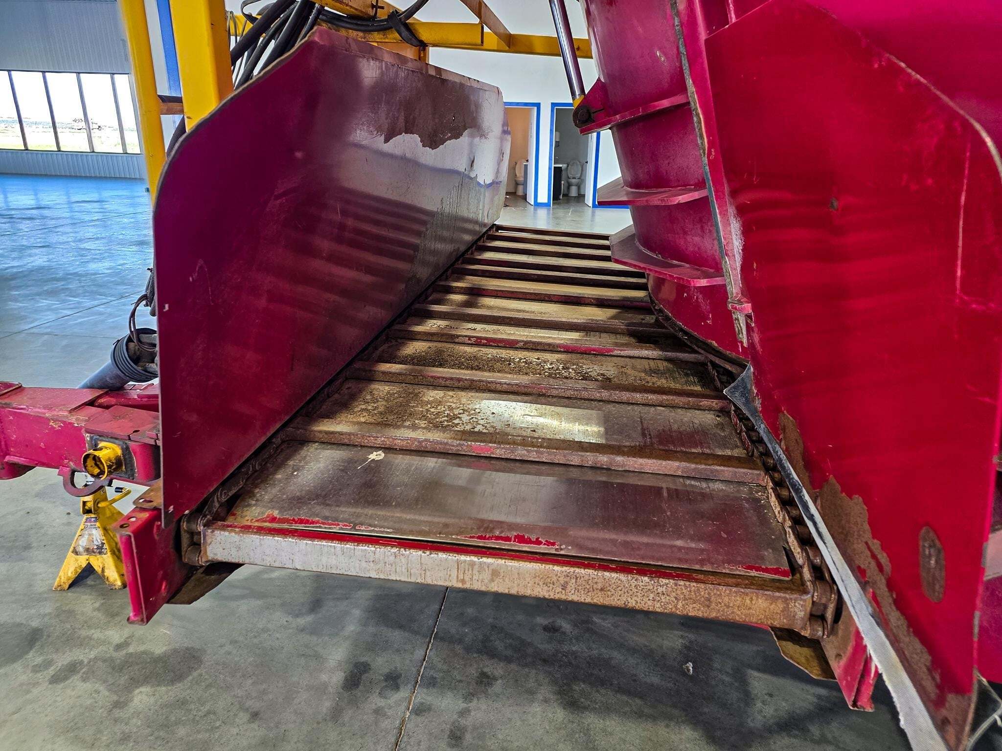 2017 Supreme International 1600T Grinders and Mixer