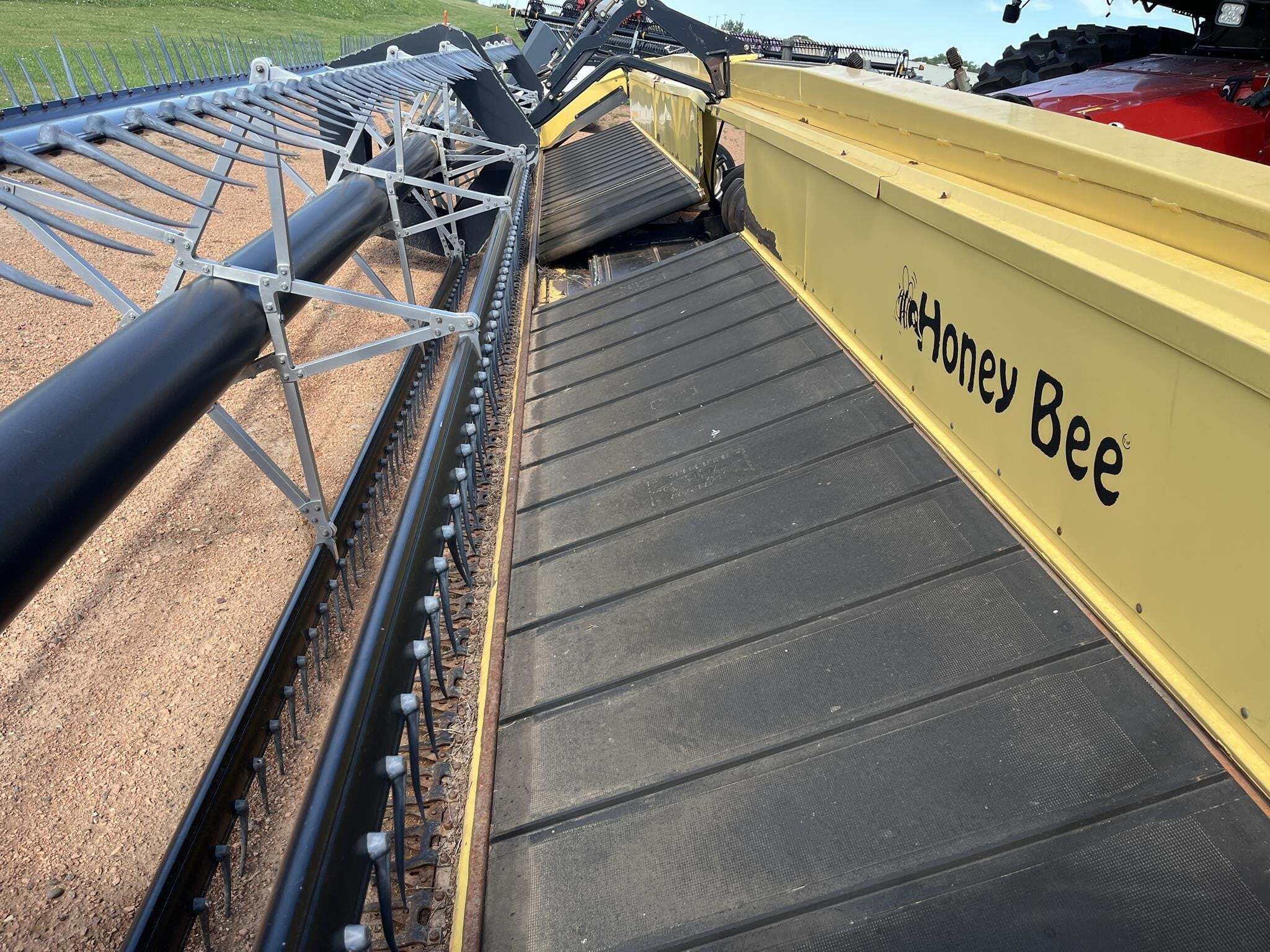 2003 Honey Bee SP39 Platform