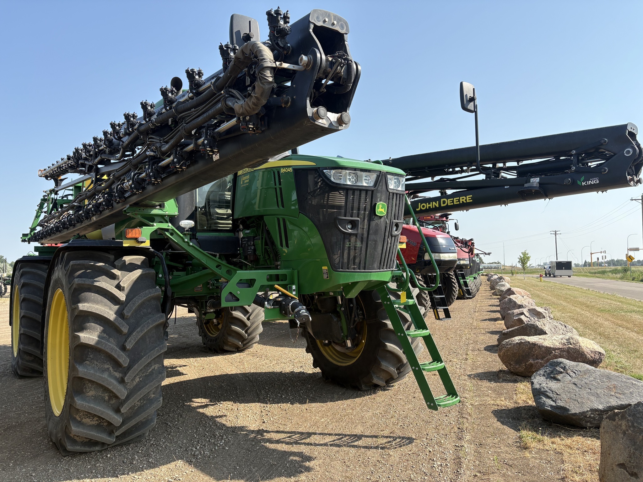2019 John Deere R4045 Self-Propelled Sprayer