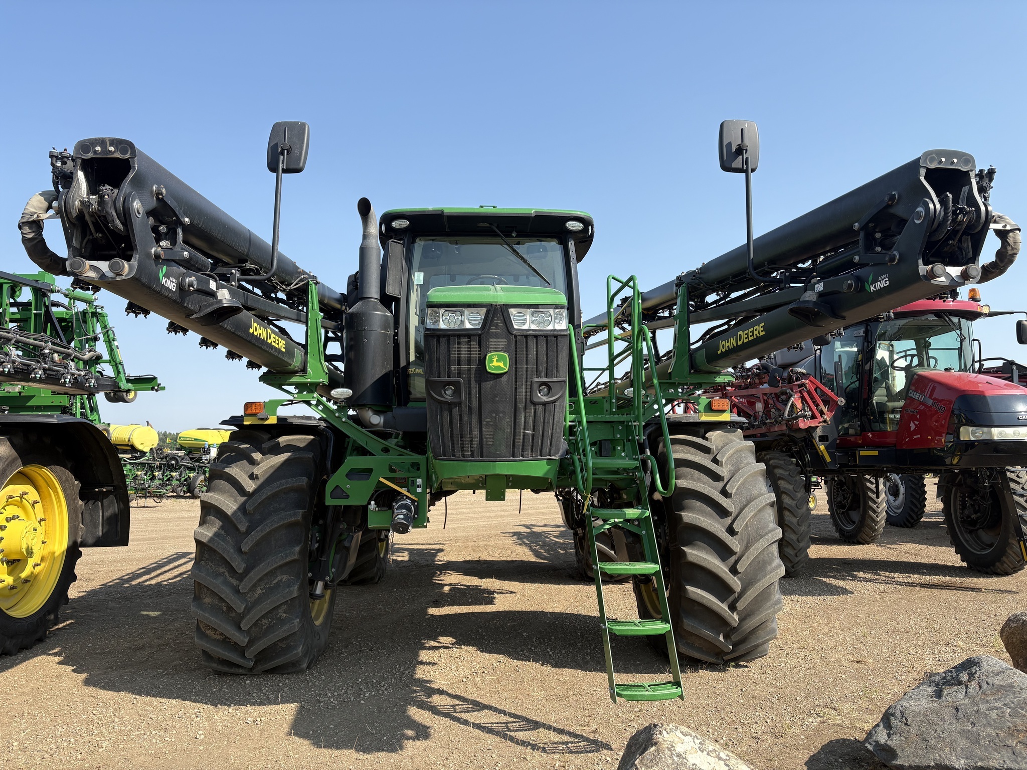 2019 John Deere R4045 Self-Propelled Sprayer