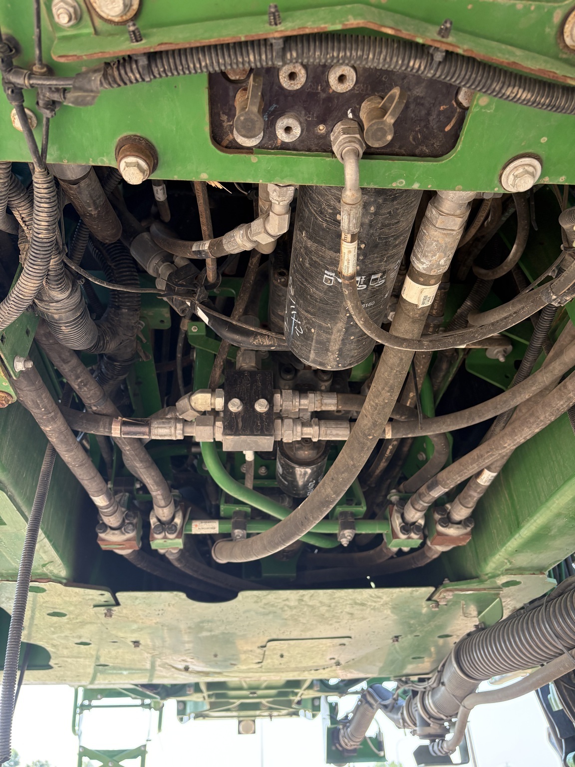 2019 John Deere R4045 Self-Propelled Sprayer