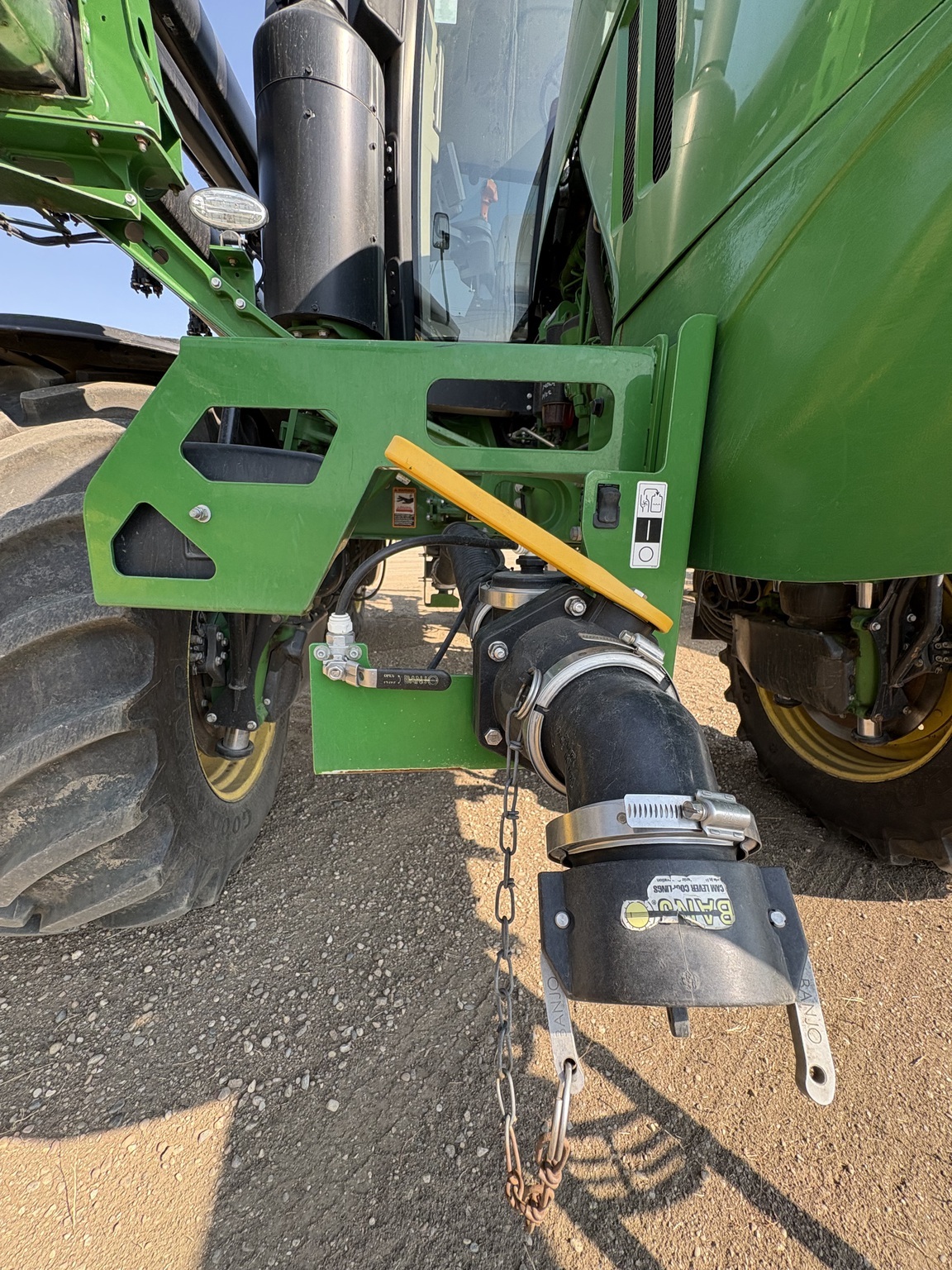 2019 John Deere R4045 Self-Propelled Sprayer
