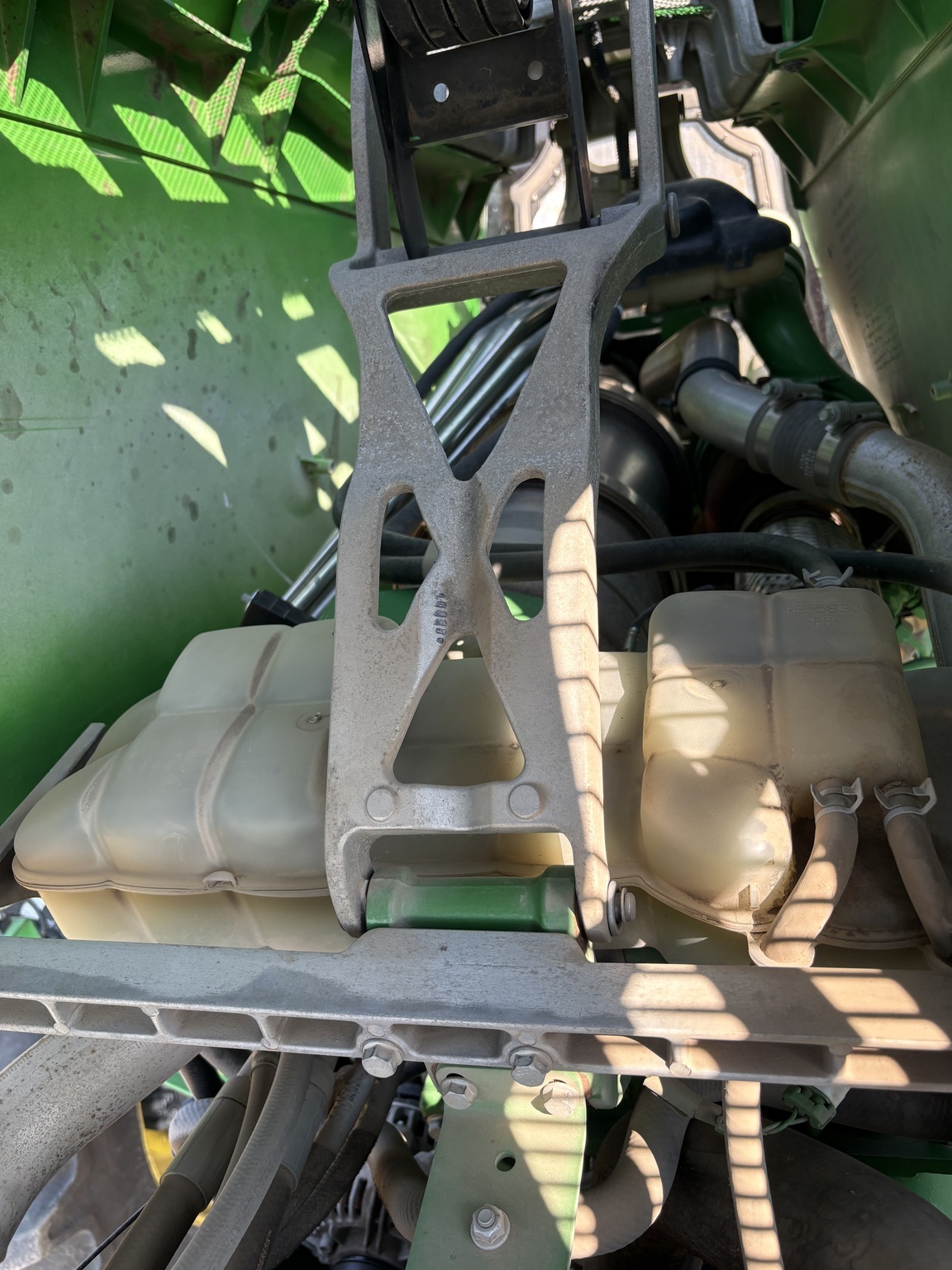 2019 John Deere R4045 Self-Propelled Sprayer