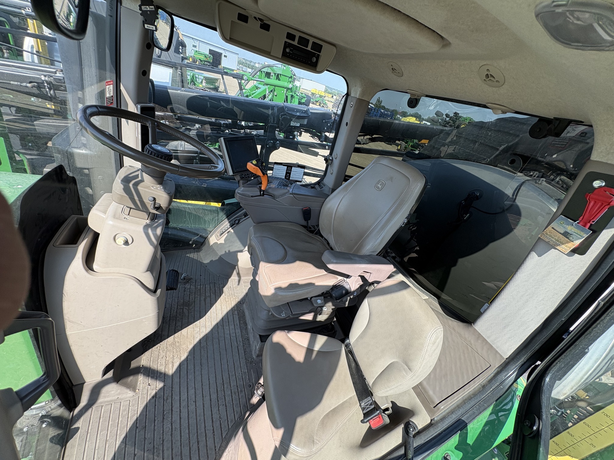 2019 John Deere R4045 Self-Propelled Sprayer