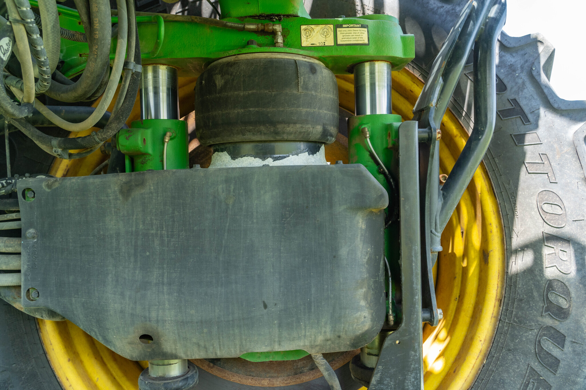2023 John Deere 600R Loader and Skid Steer Attachment