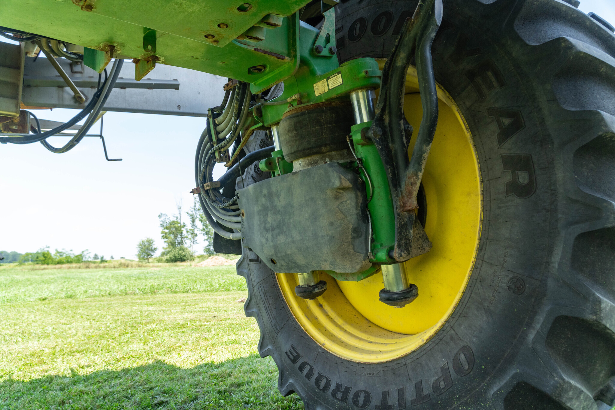 2023 John Deere 600R Loader and Skid Steer Attachment