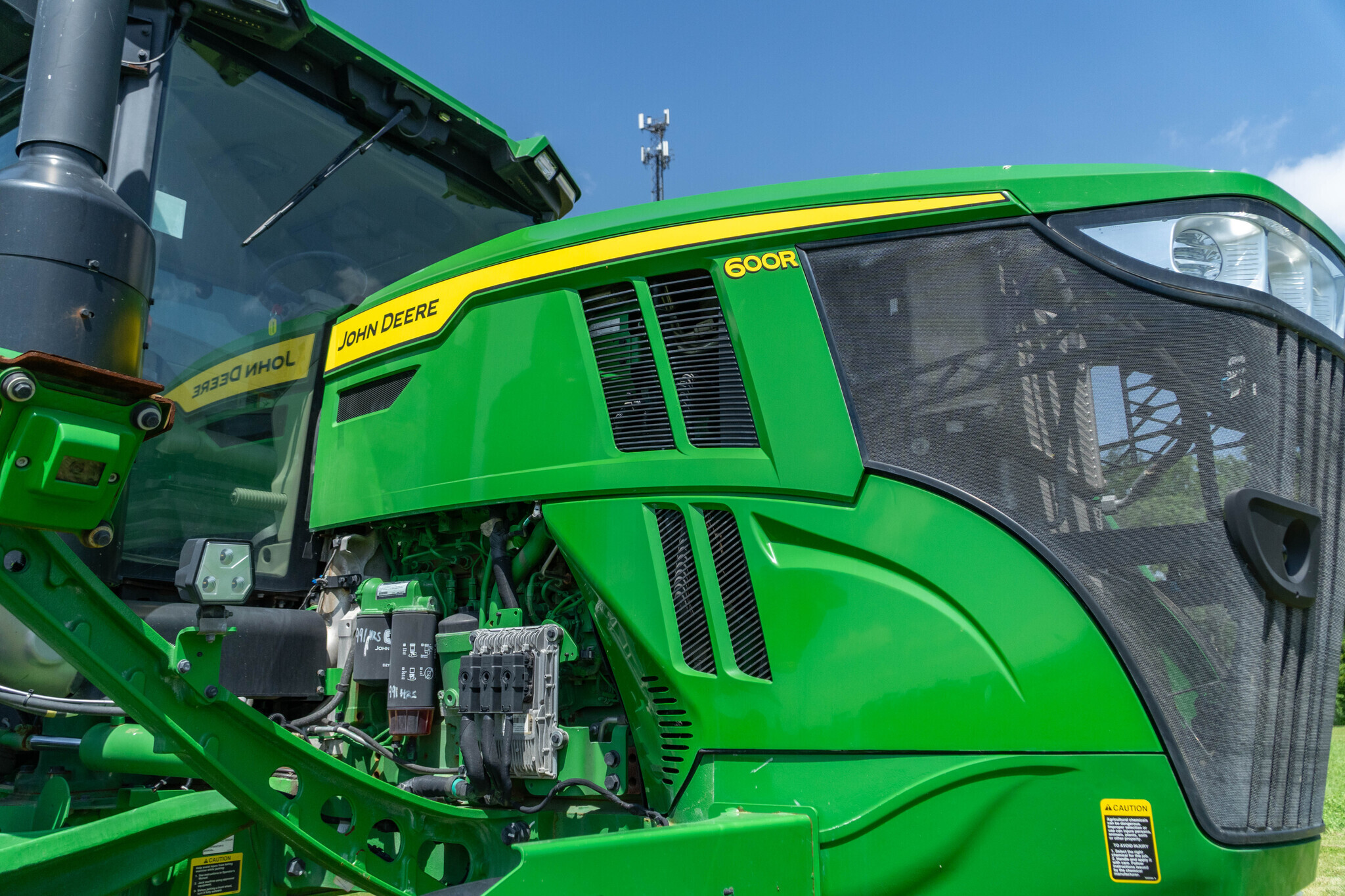 2023 John Deere 600R Loader and Skid Steer Attachment