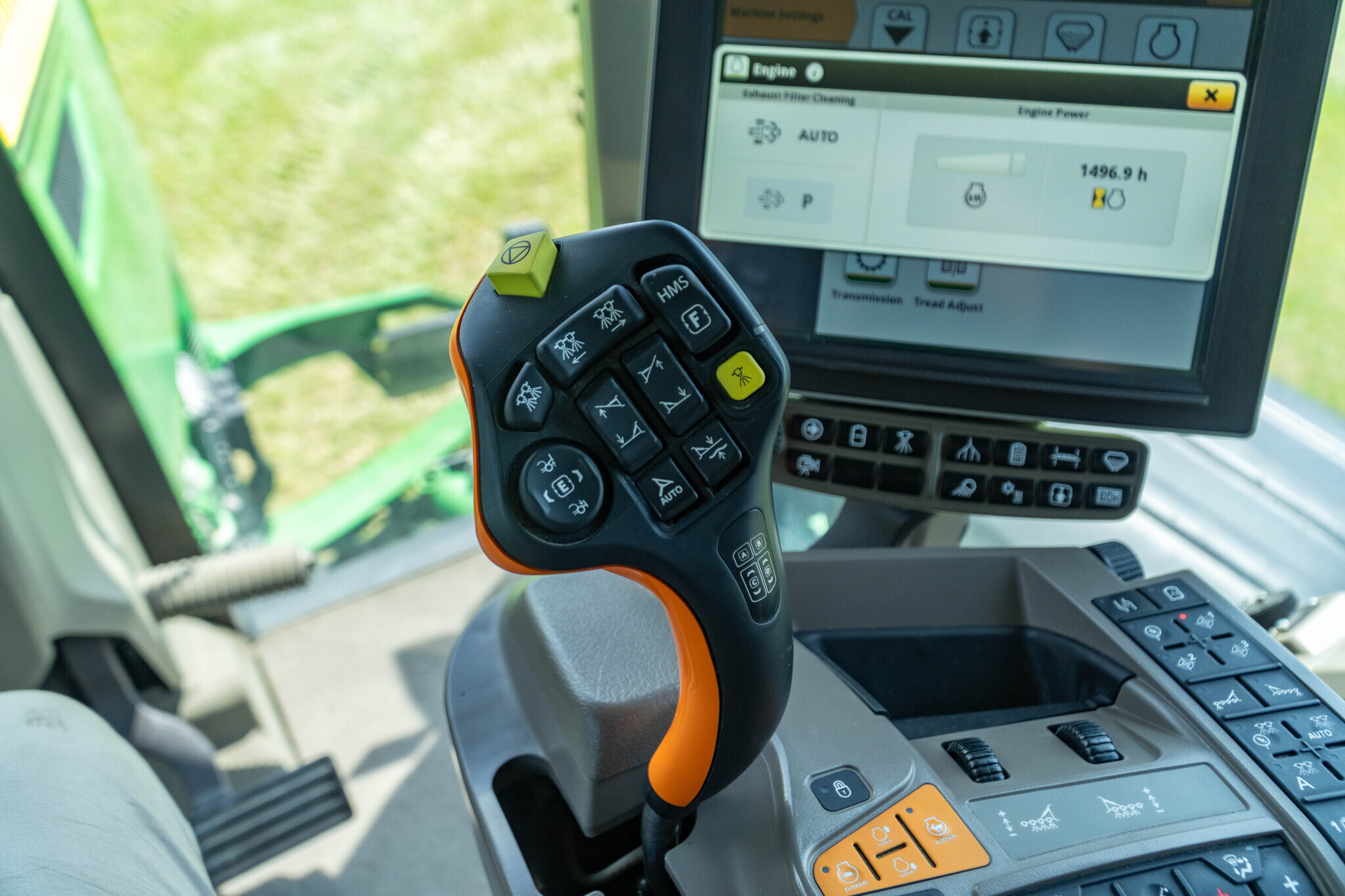 2023 John Deere 600R Loader and Skid Steer Attachment