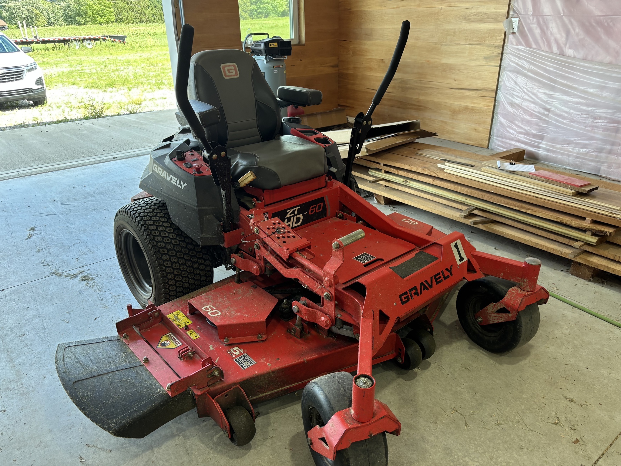 2018 Gravely 991156 Lawn Mower