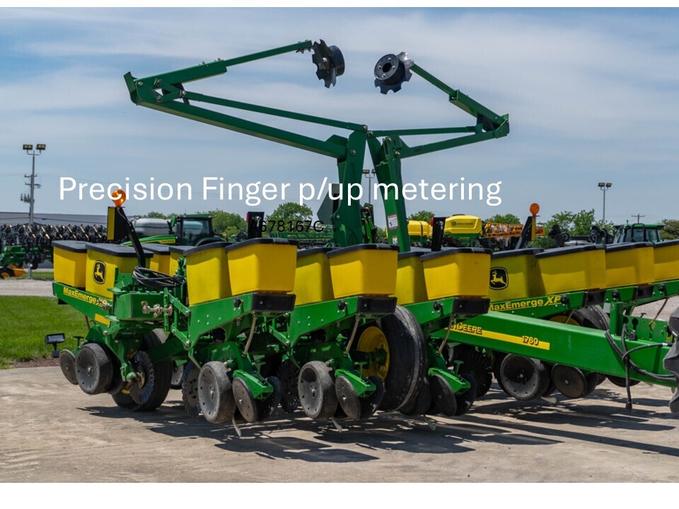2012 John Deere 1760 Planter