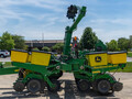 2012 John Deere 1760 Planter