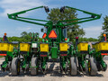 2012 John Deere 1760 Planter