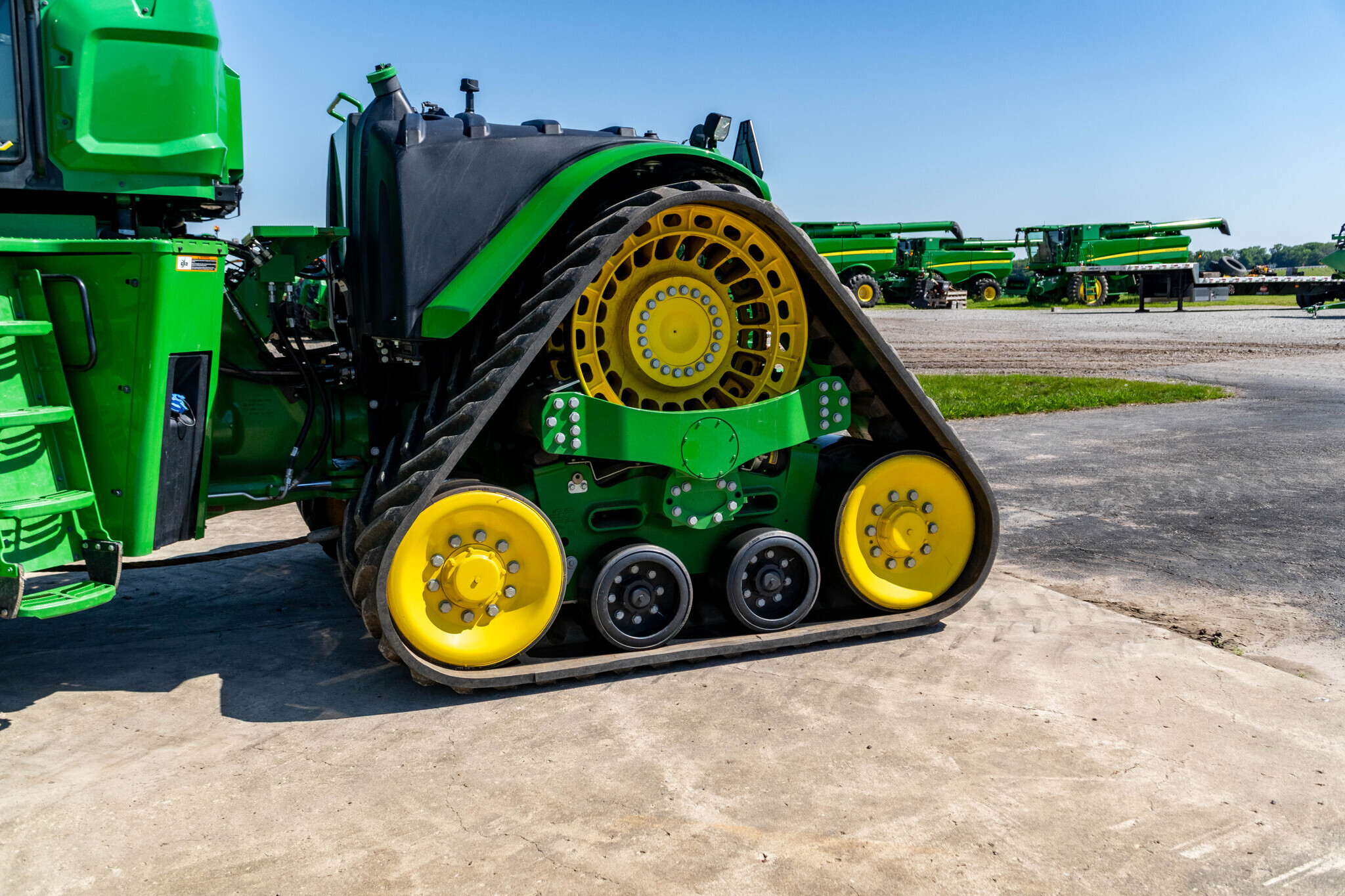 2025 John Deere 9RX 640 Tractor