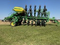 2014 John Deere 1795 Planter