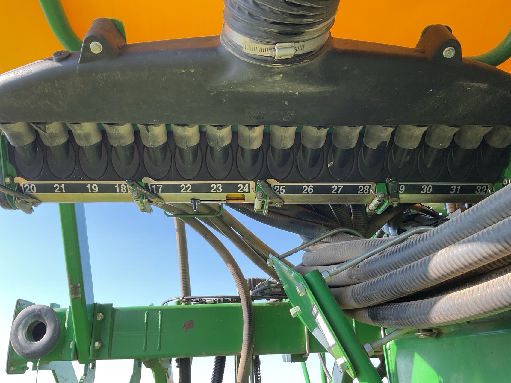 2014 John Deere 1795 Planter