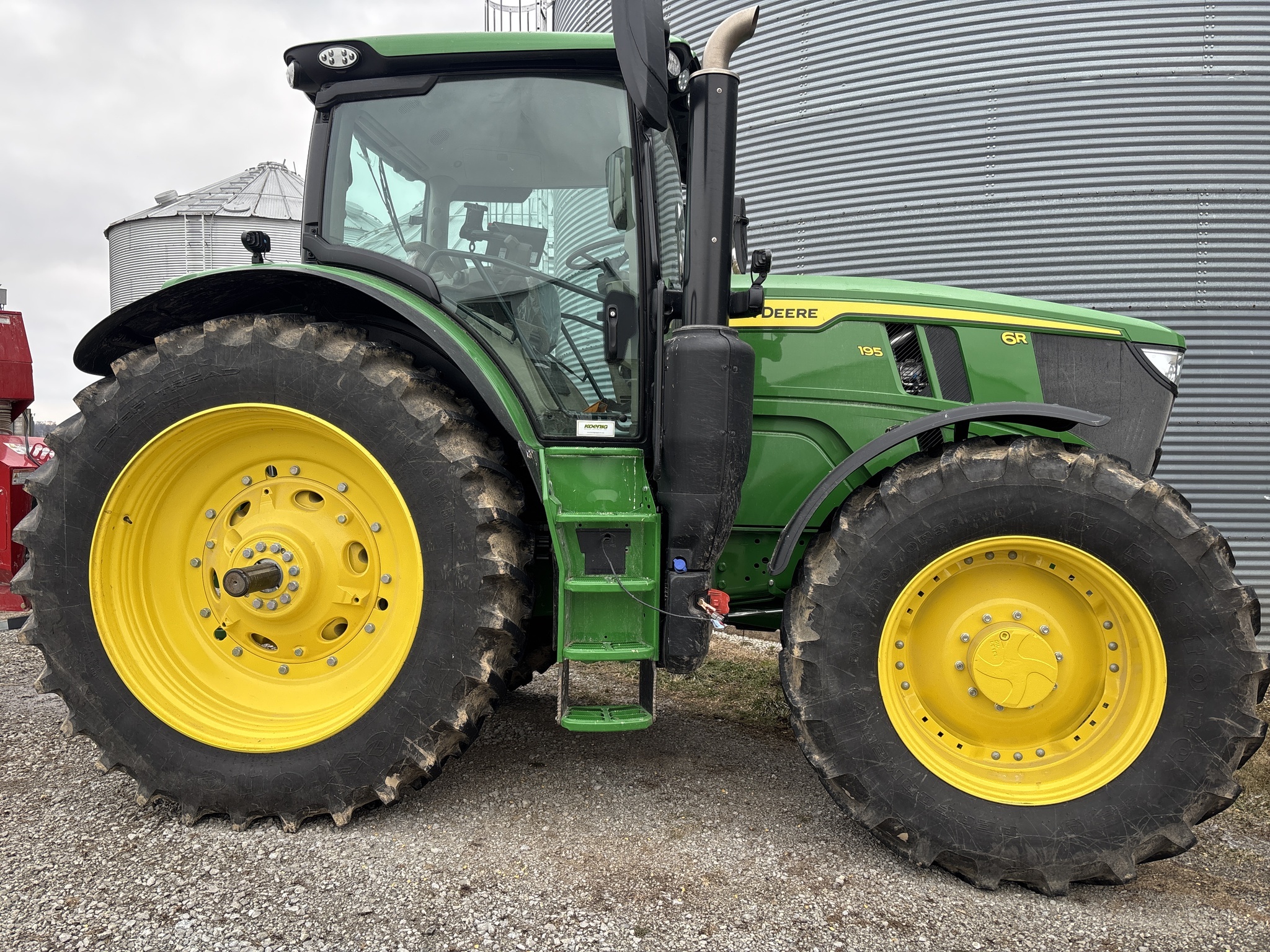 2024 John Deere 6R 195 Tractor