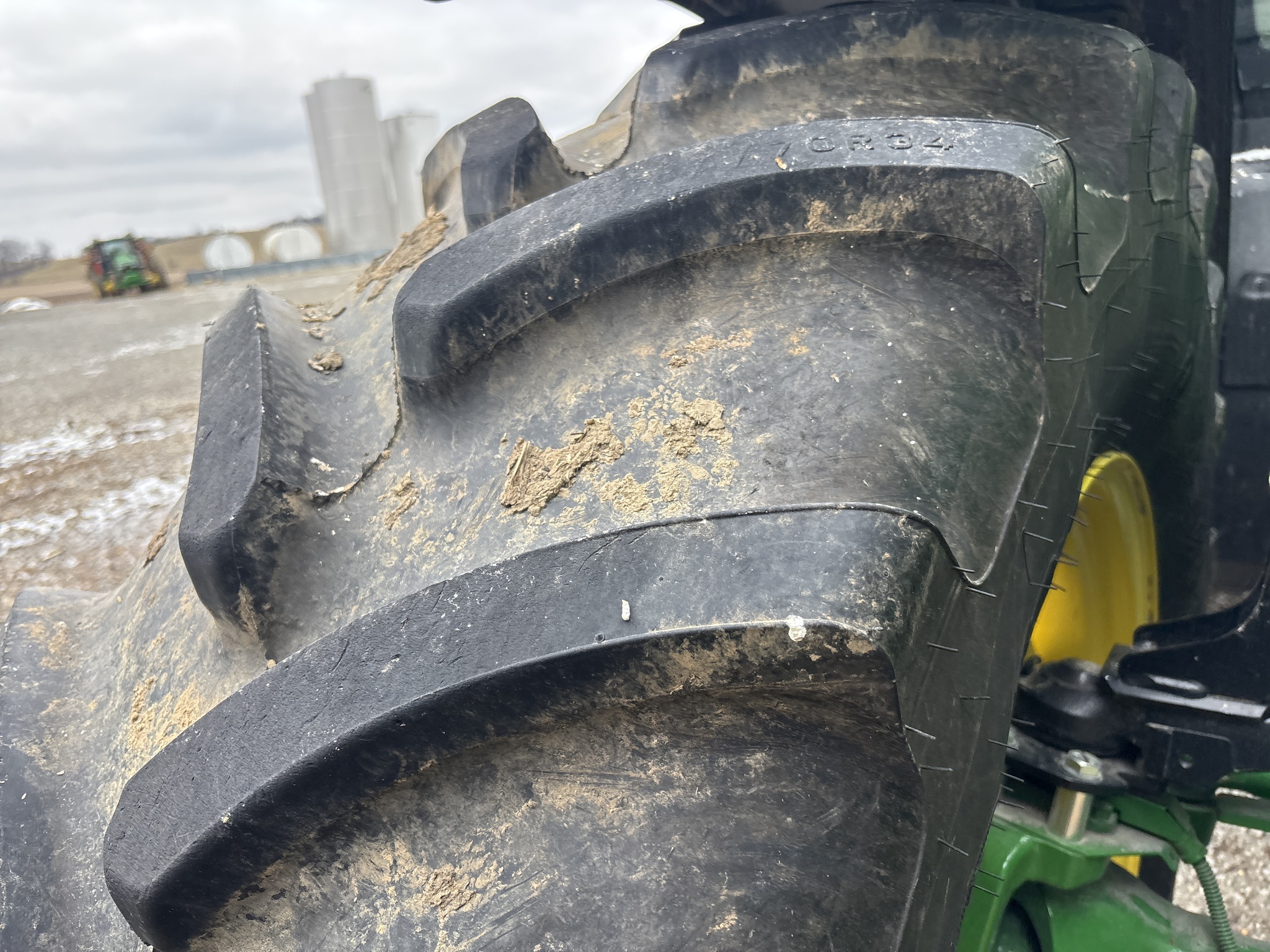 2024 John Deere 6R 195 Tractor