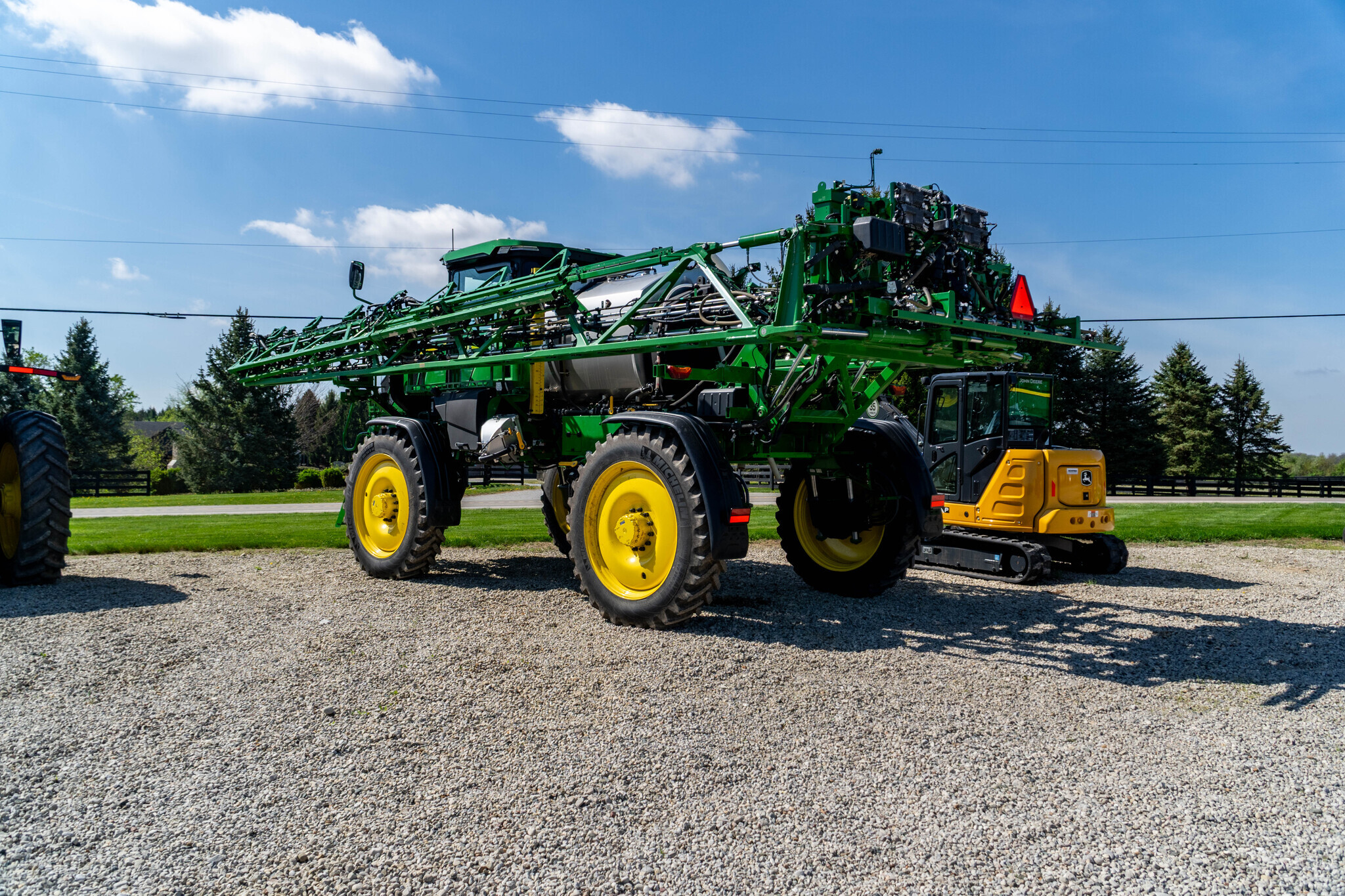 2025 John Deere 410R Self-Propelled Sprayer