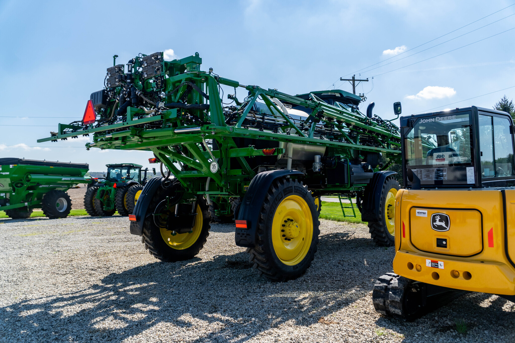 2025 John Deere 410R Self-Propelled Sprayer