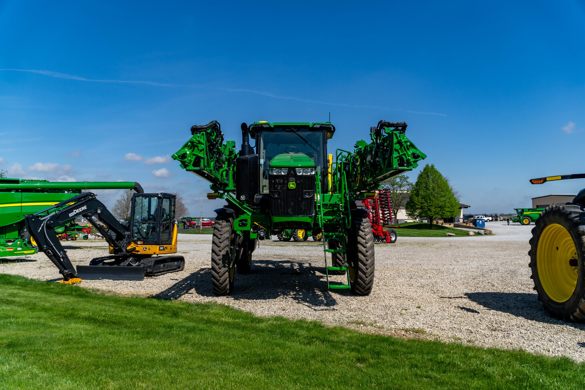 2025 John Deere 410R Self-Propelled Sprayer