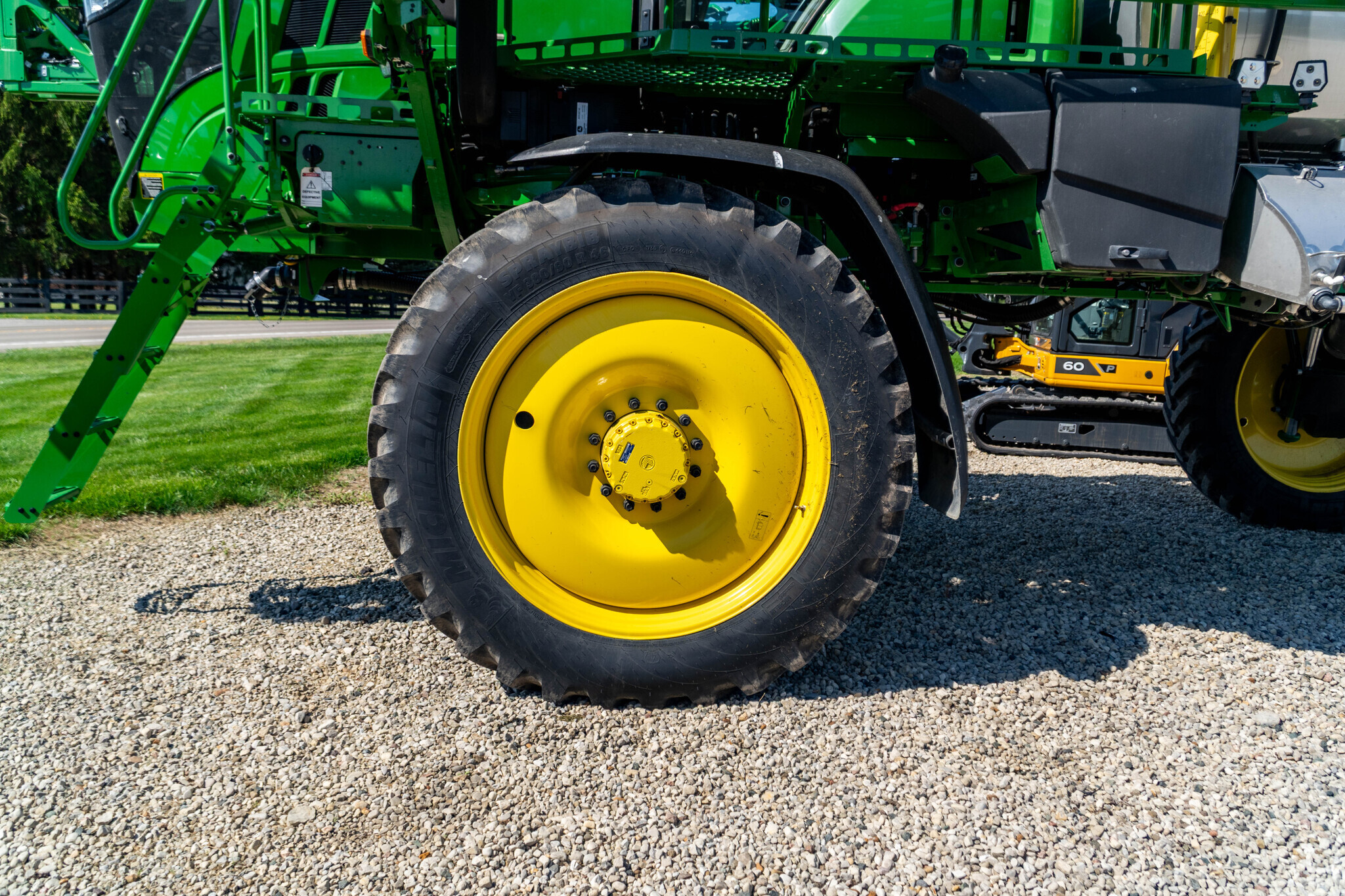 2025 John Deere 410R Self-Propelled Sprayer