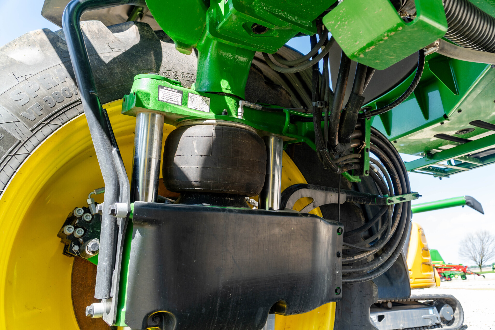 2025 John Deere 410R Self-Propelled Sprayer