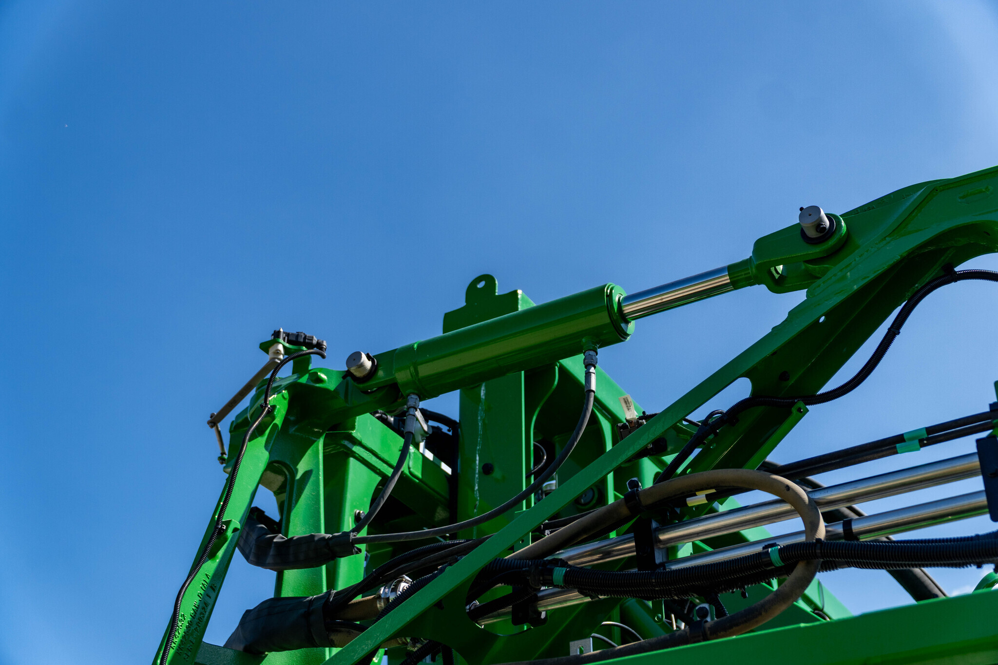 2025 John Deere 410R Self-Propelled Sprayer